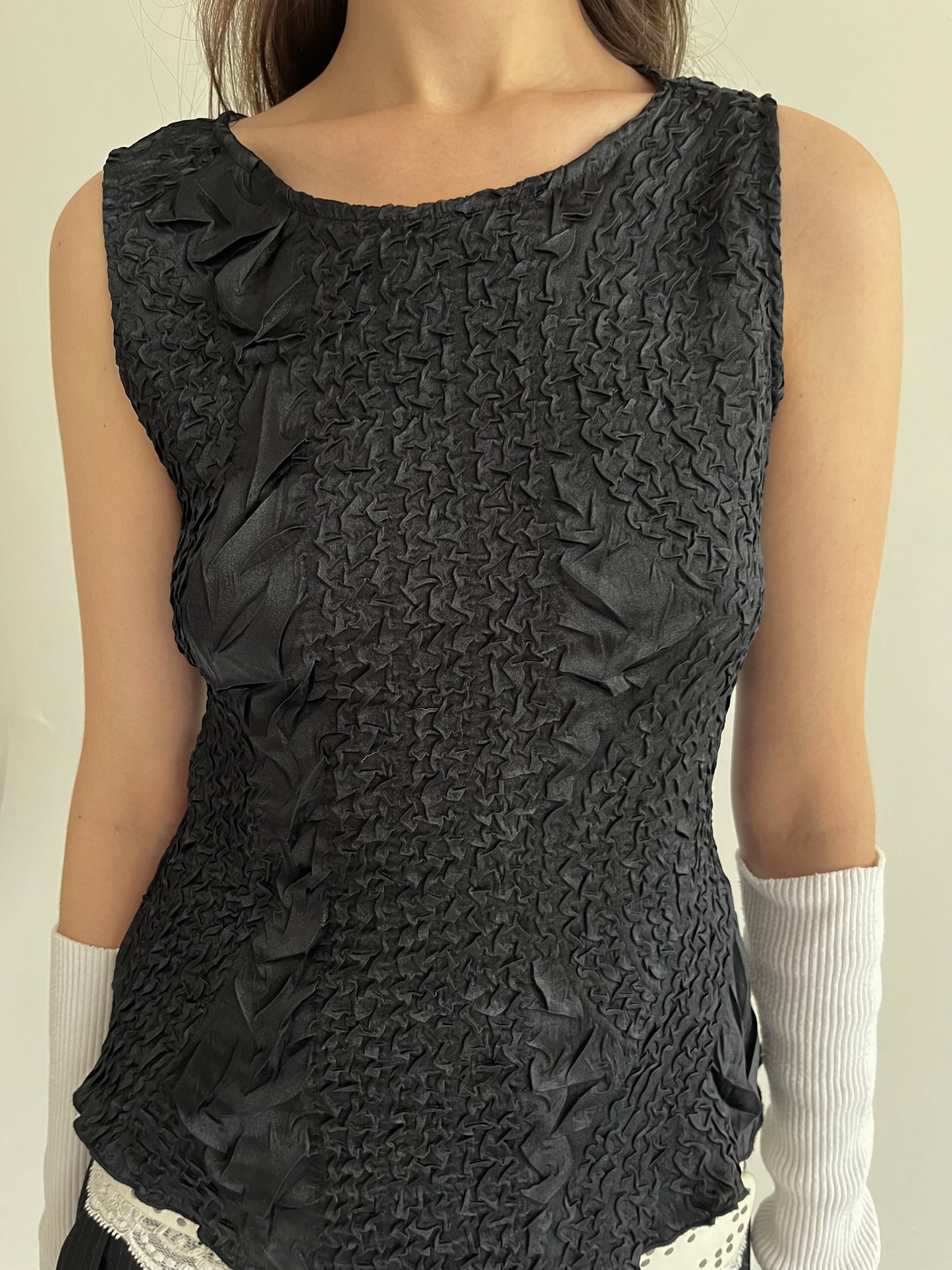 Vintage pleated avant garde blouse