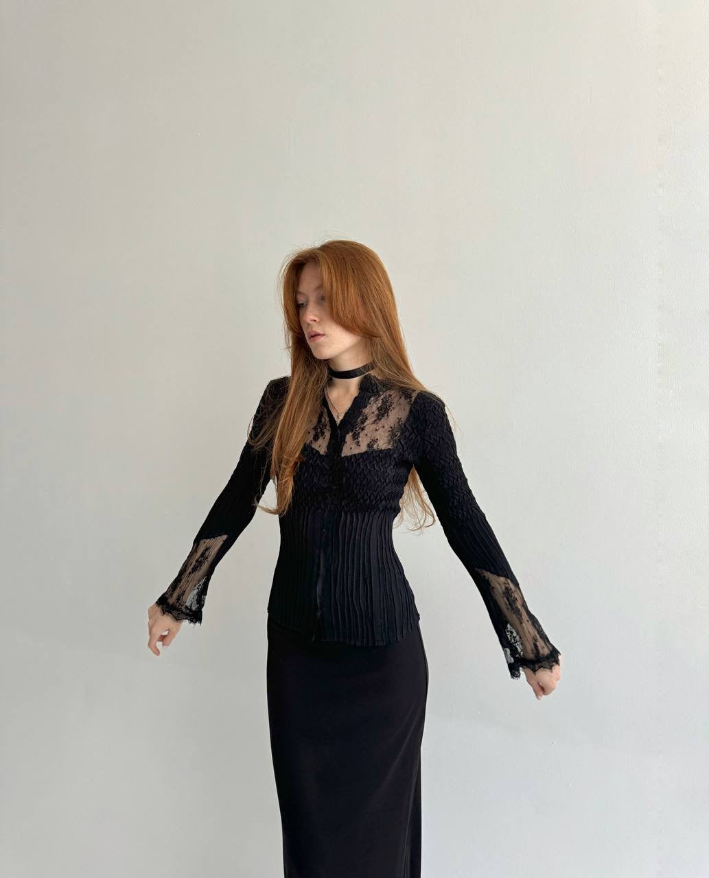 Vintage gothic pleated blouse with lace