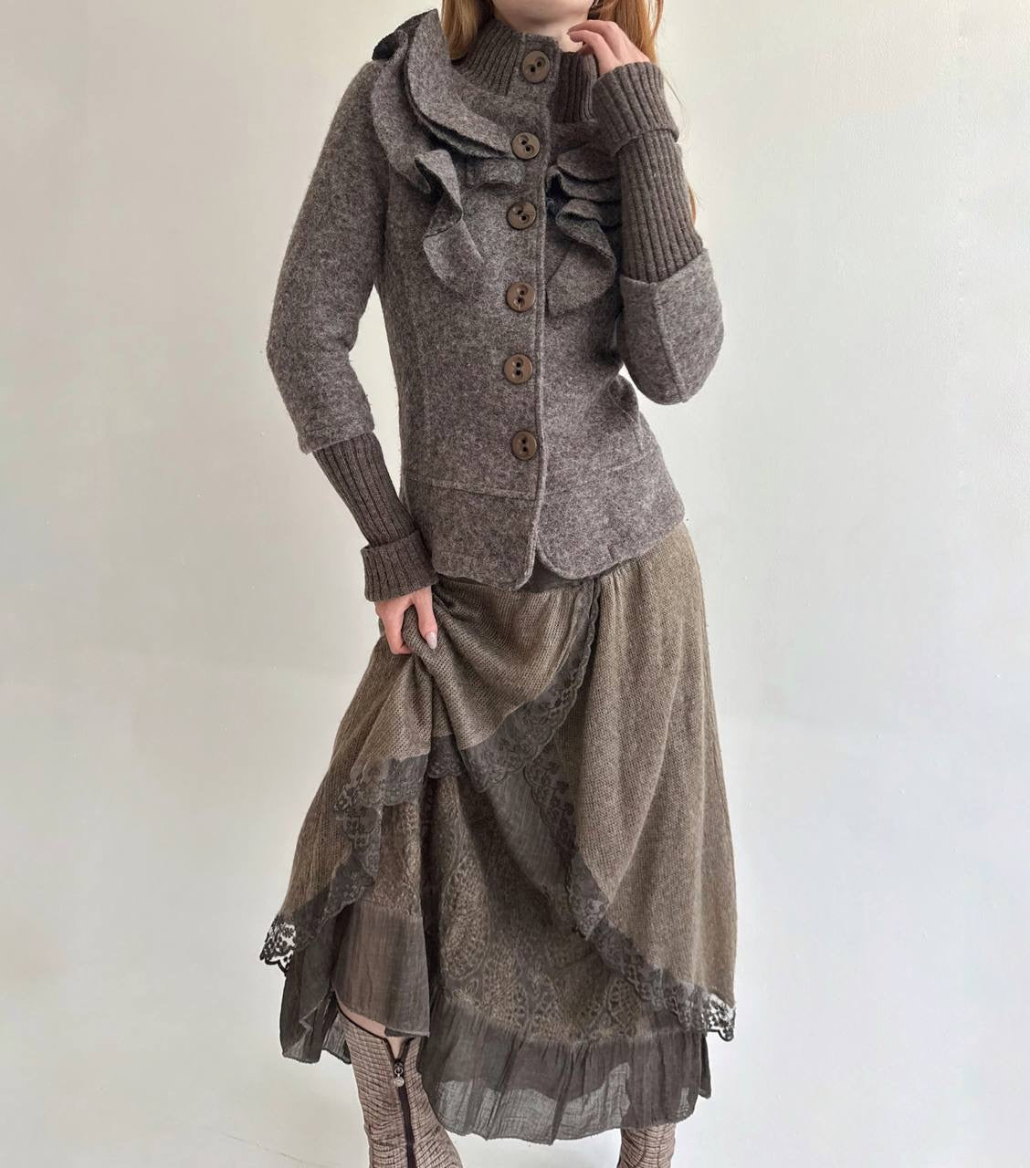 Vintage 70% wool cardigan with ruffles