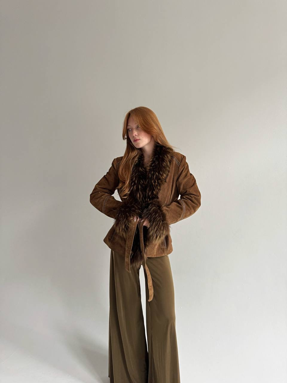 Vintage genuine leather jacket with real fur collar