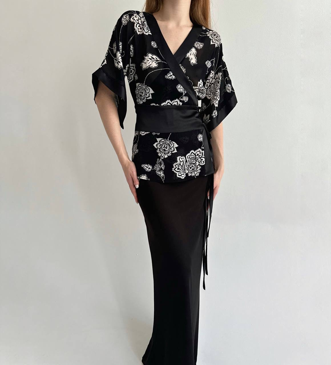 Vintage viscose flower print blouse with side ties