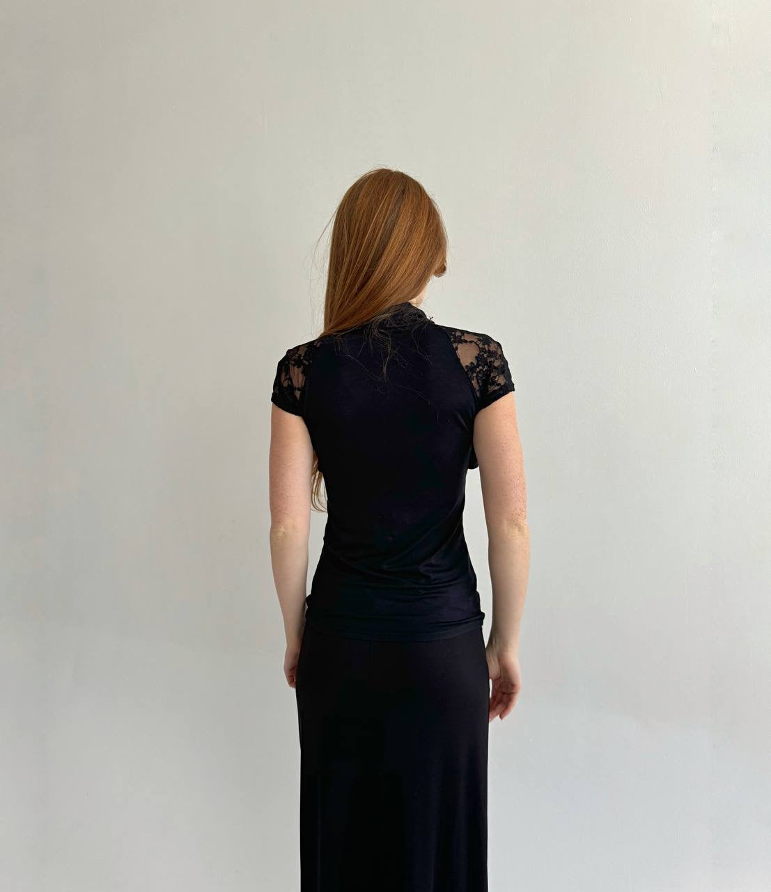 Vintage black fitted blouse with lace