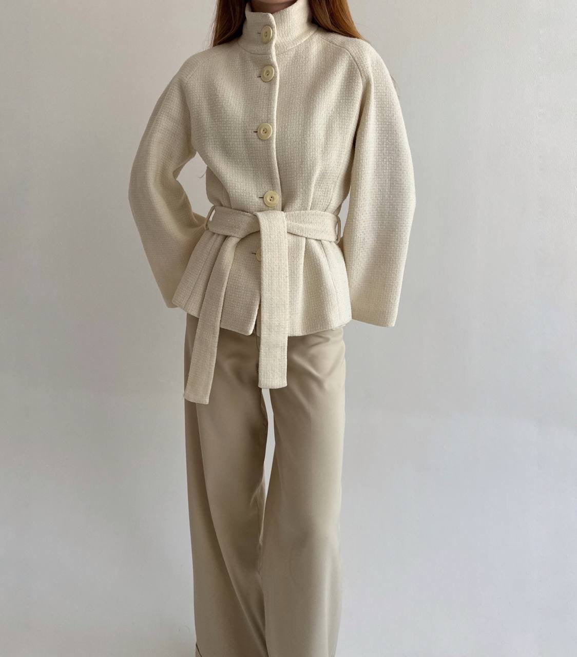 Vintage button up jacket with wide sleeves