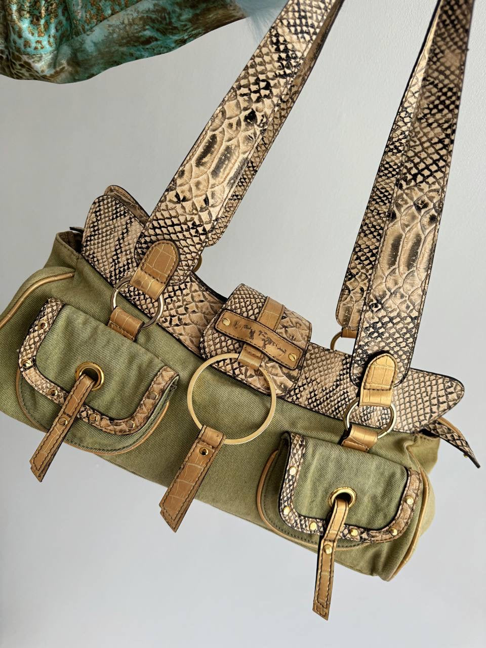 Vintage green shoulder bag