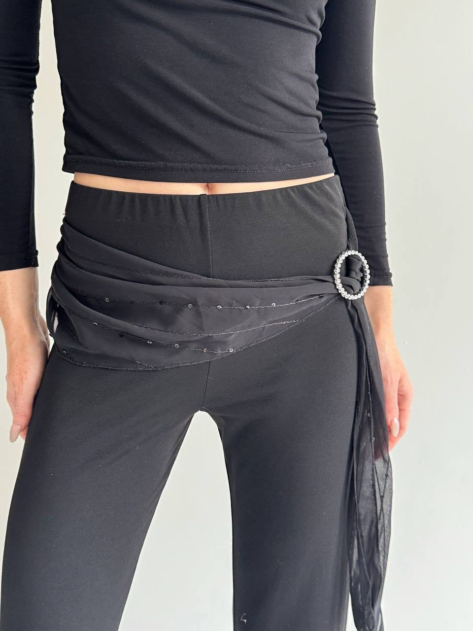 Vintage black stretchy flared pants
