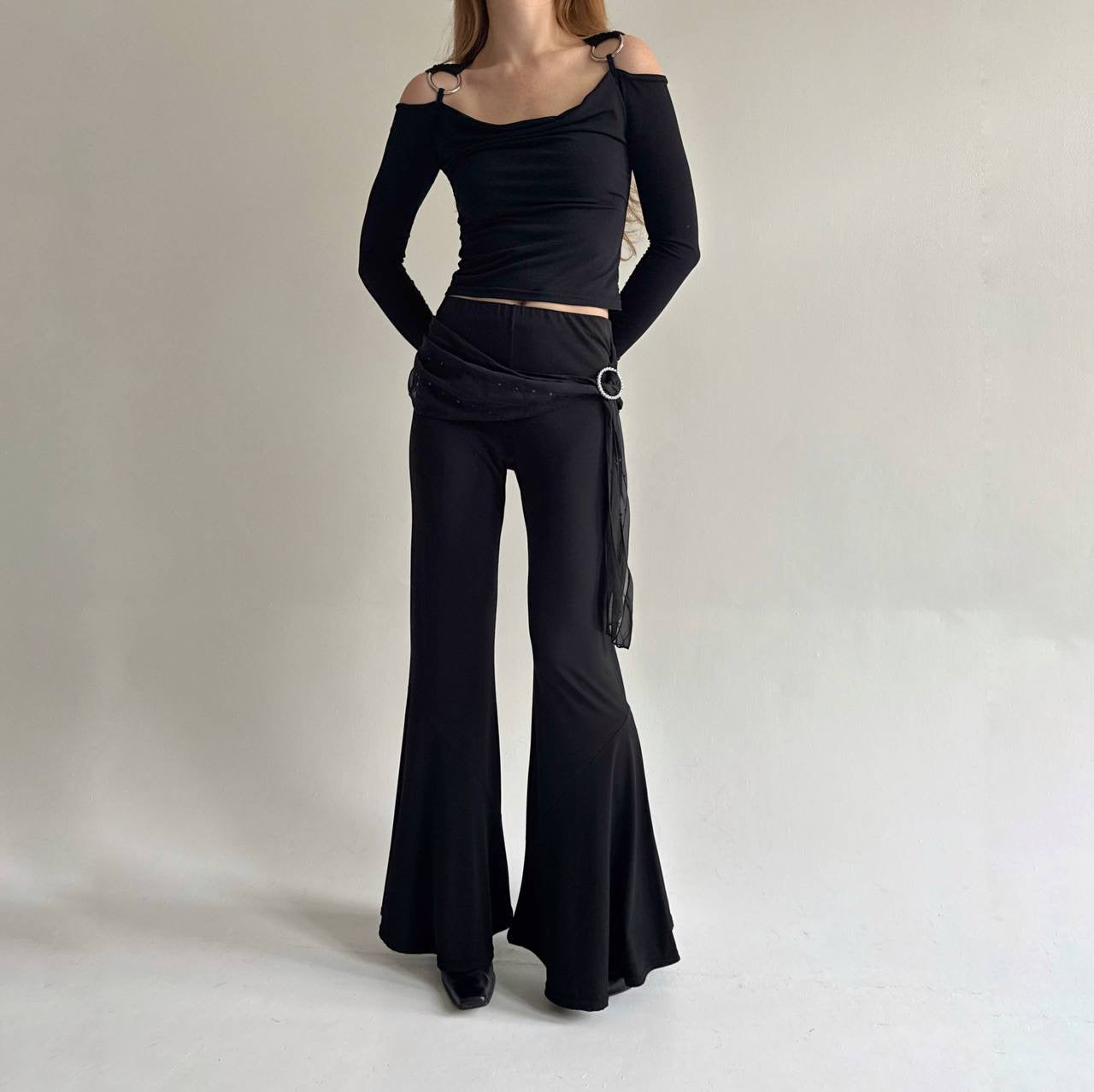 Vintage black stretchy flared pants