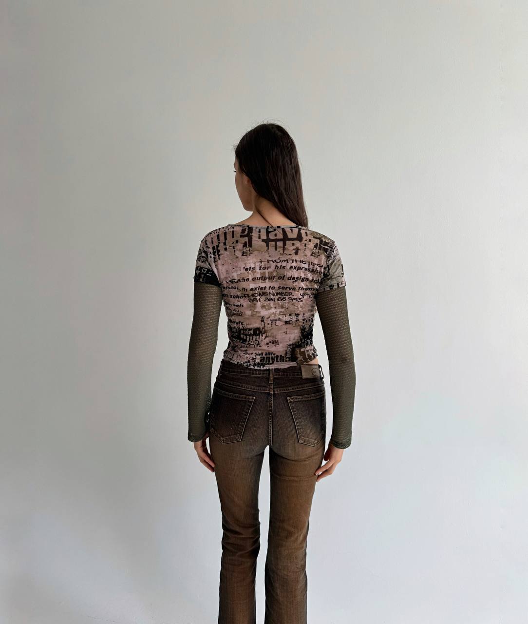 Vintage mesh font print blouse