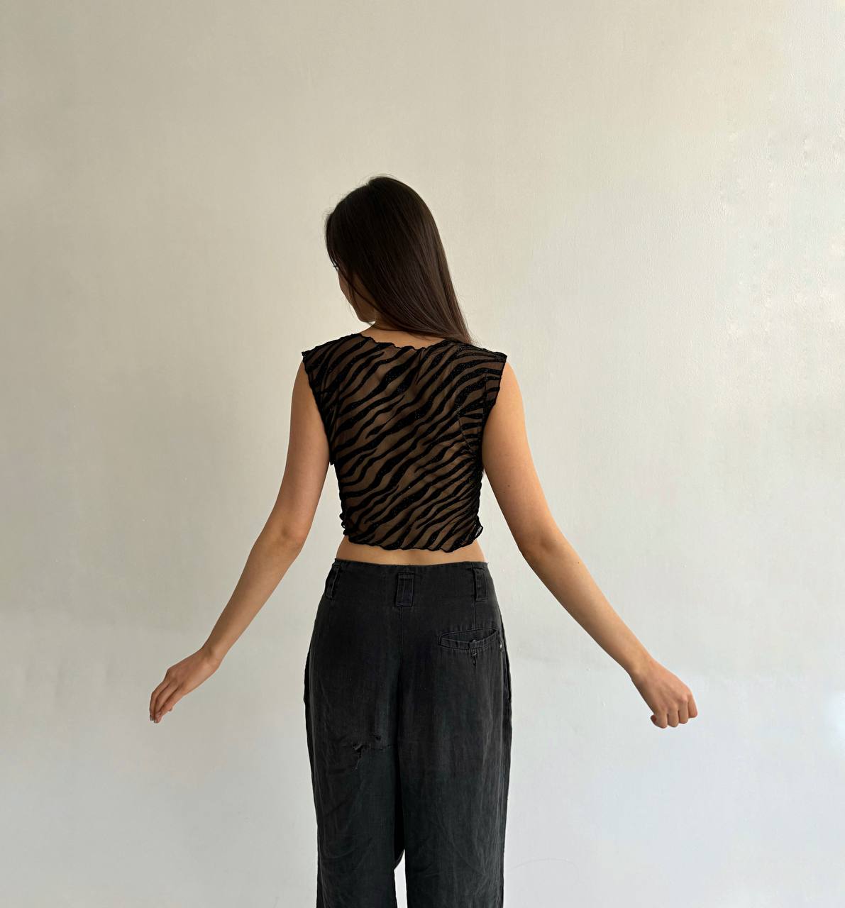 Vintage lured zebra mesh top