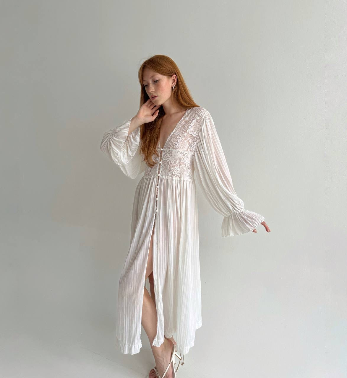 Vintage white night dress with lace
