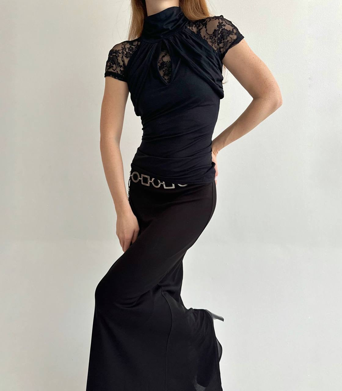 Vintage black fitted blouse with lace