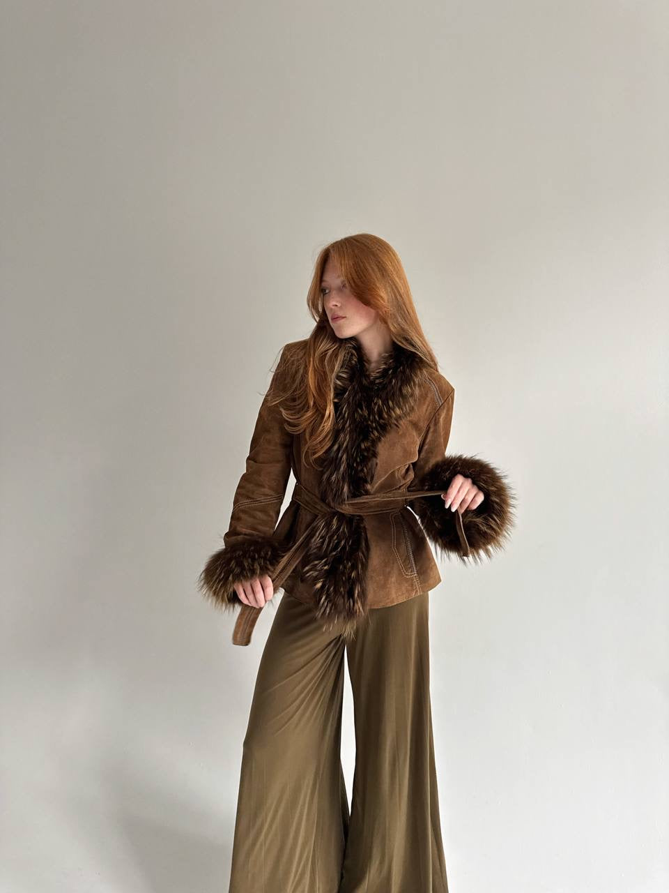 Vintage genuine leather jacket with real fur collar