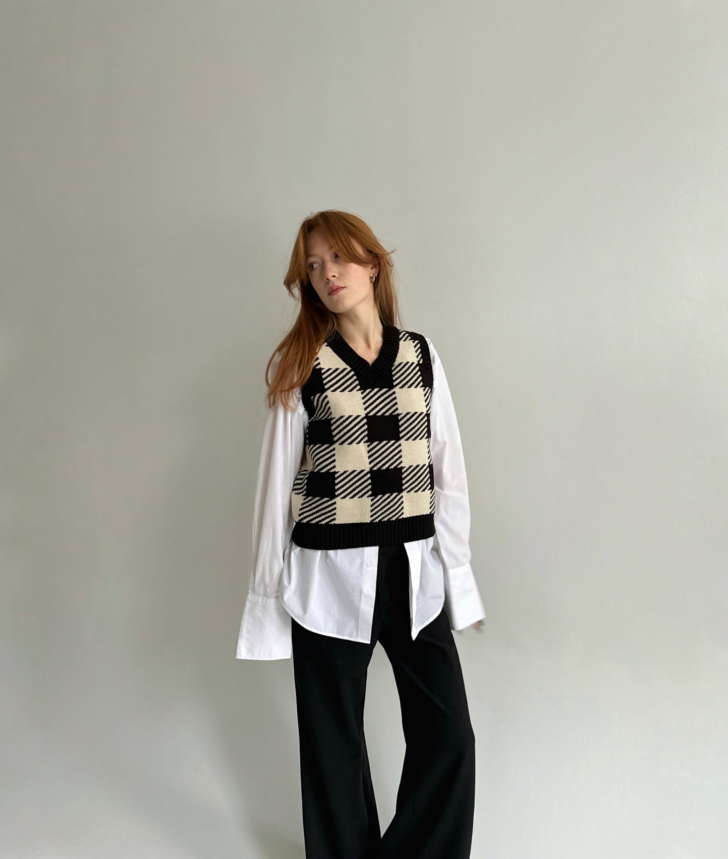 Vintage 65% rayon knitted vest