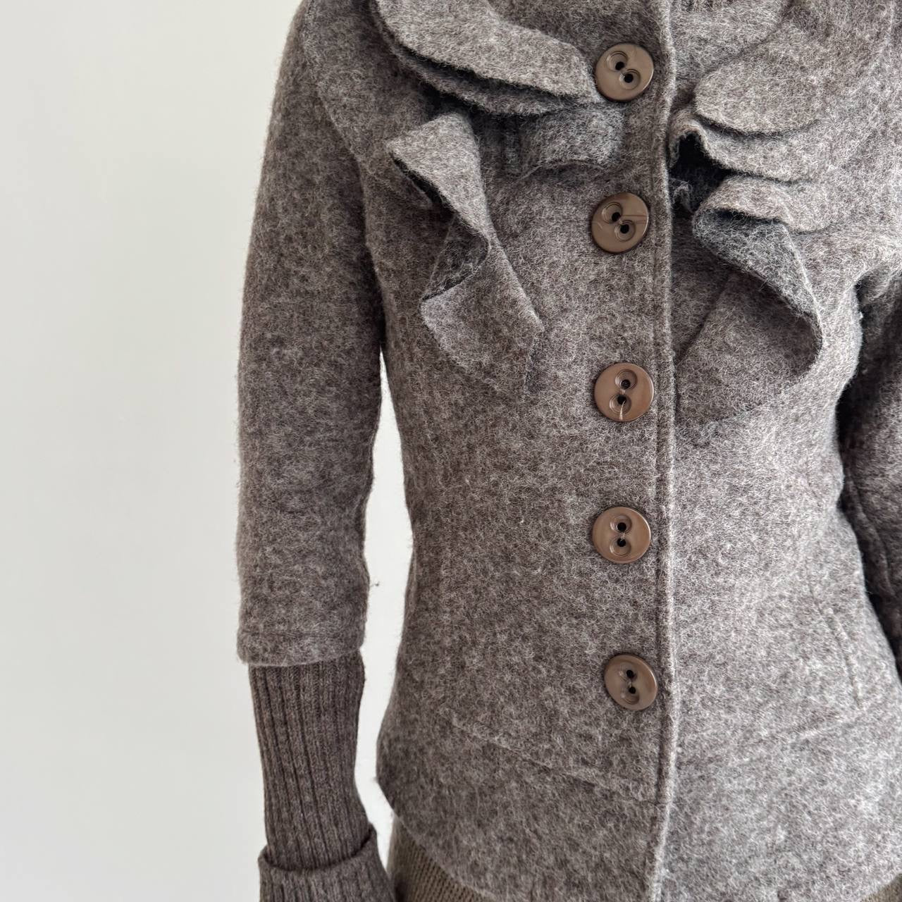 Vintage 70% wool cardigan with ruffles