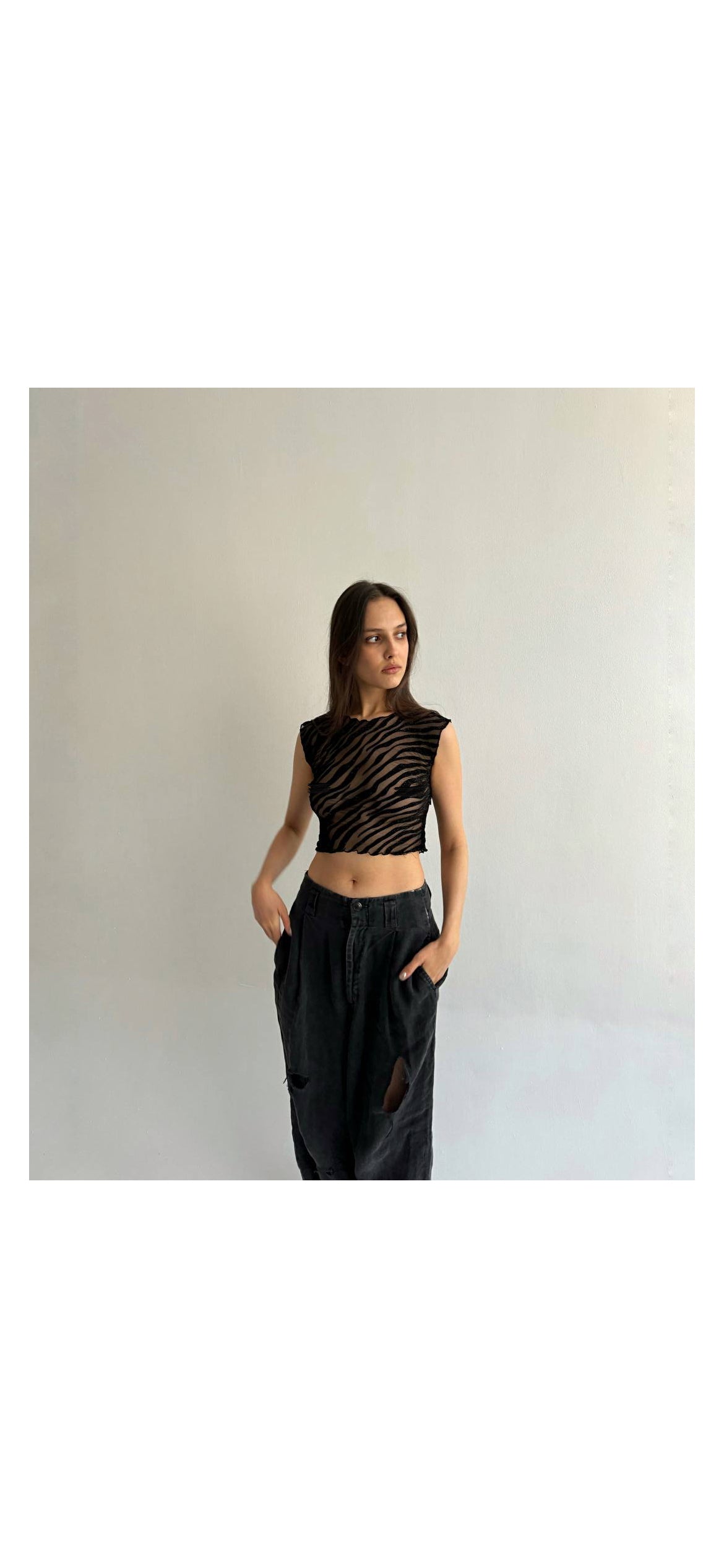 Vintage lured zebra mesh top