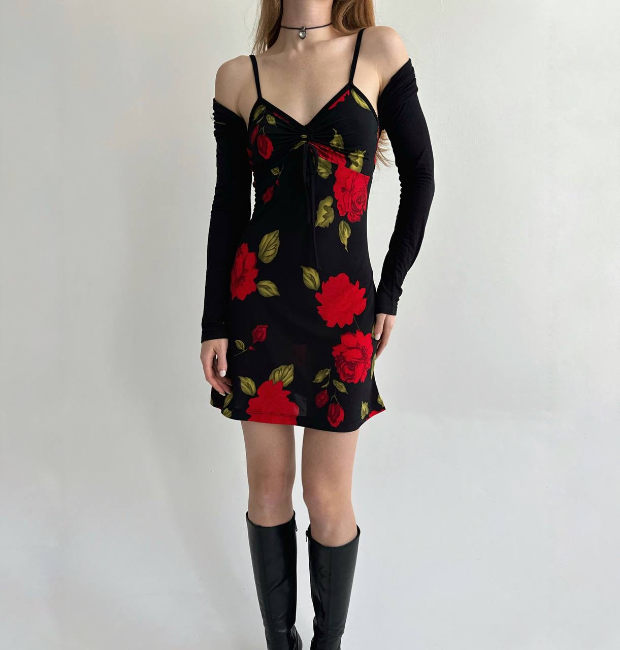 Vintage mini dress with red flowers pattern