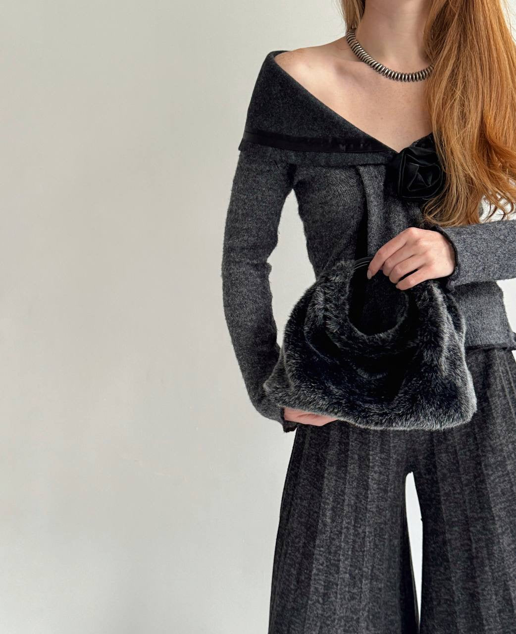 Vintage grey faux fur hand bag
