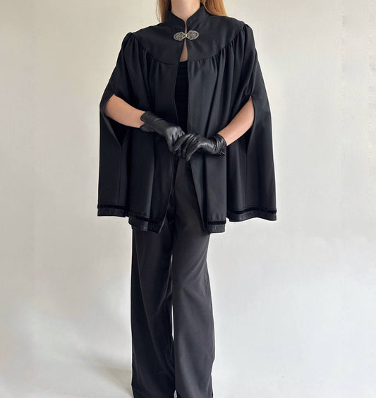 Vintage 80% wool black cape