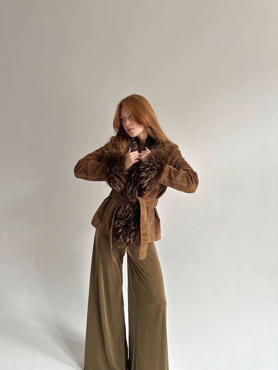 Vintage genuine leather jacket with real fur collar