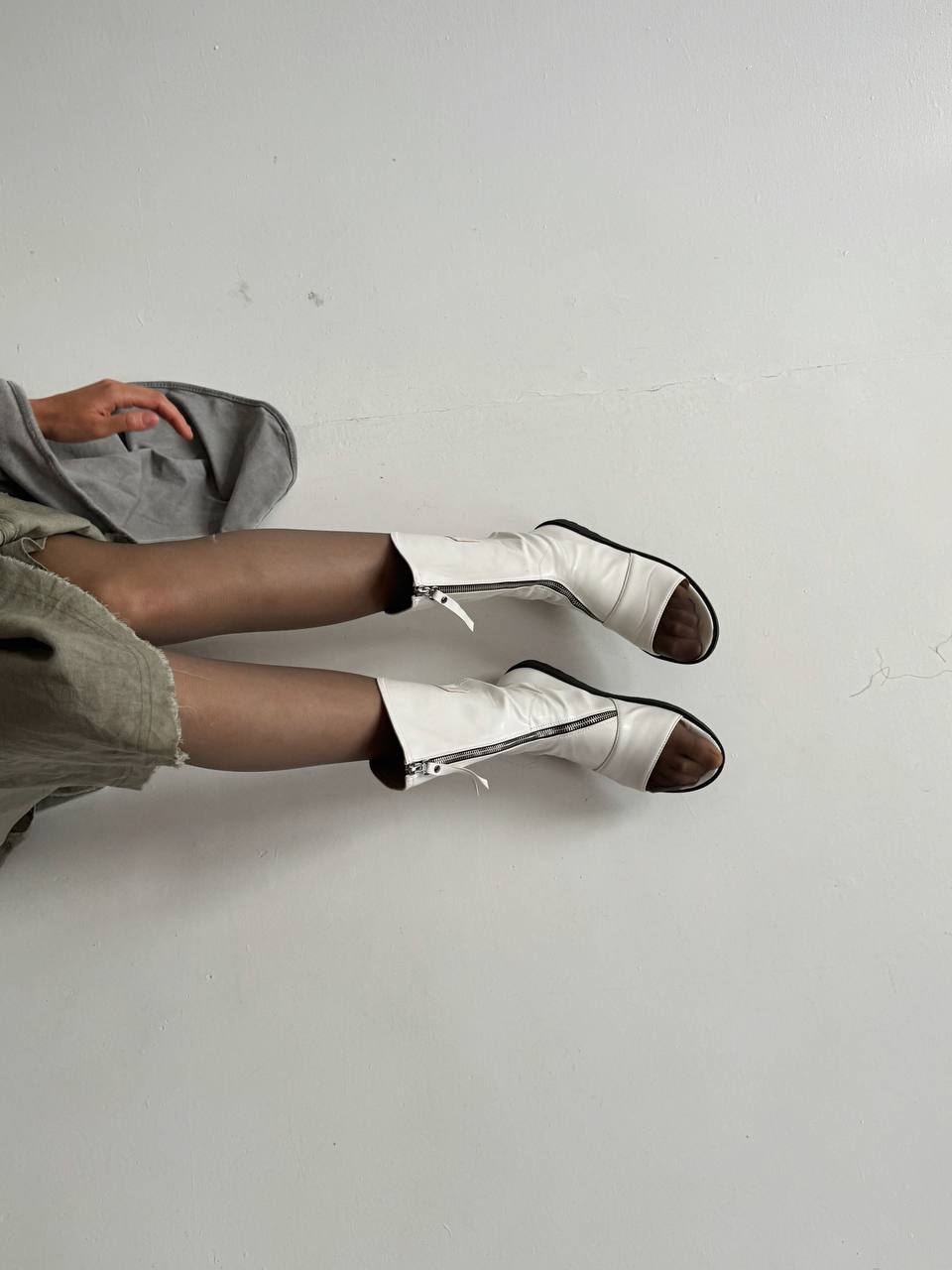 Vintage avant garde asymmetrical zipper open toe boots