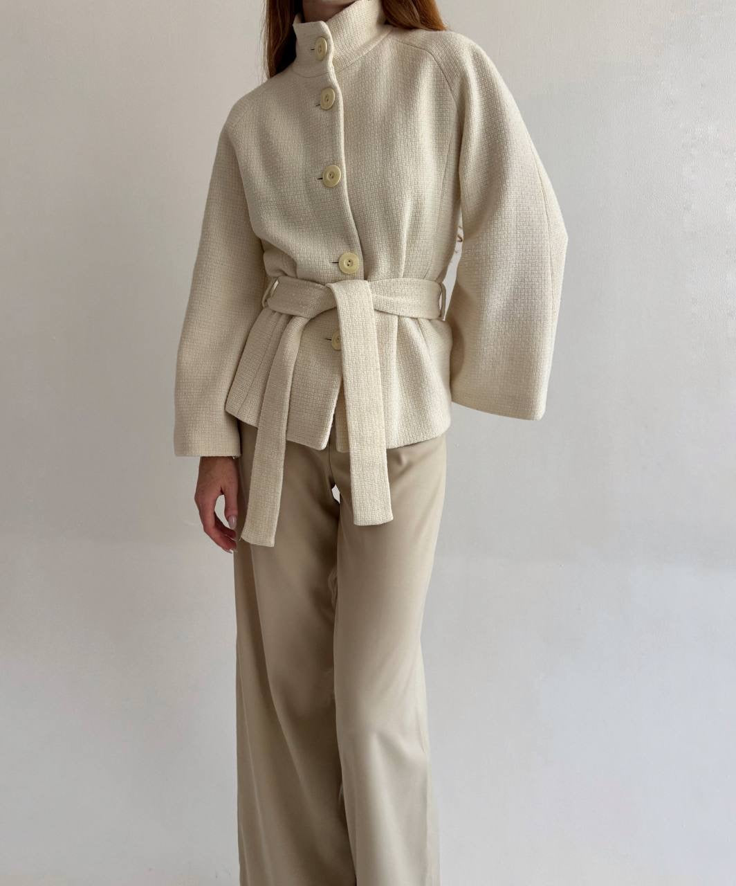 Vintage button up jacket with wide sleeves