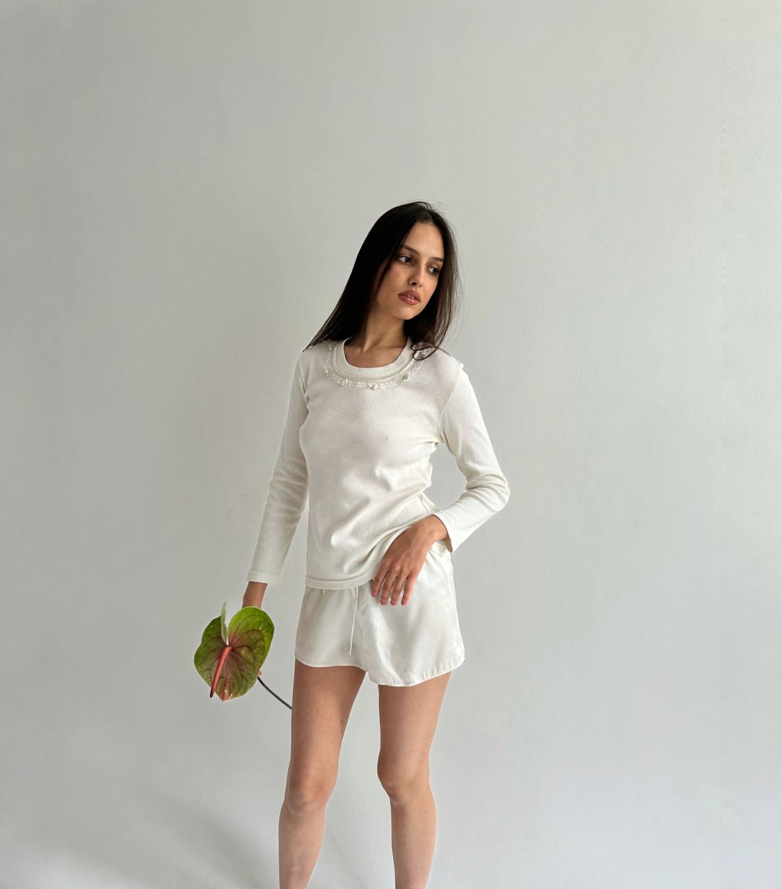 Vintage cotton flower appliqué blouse