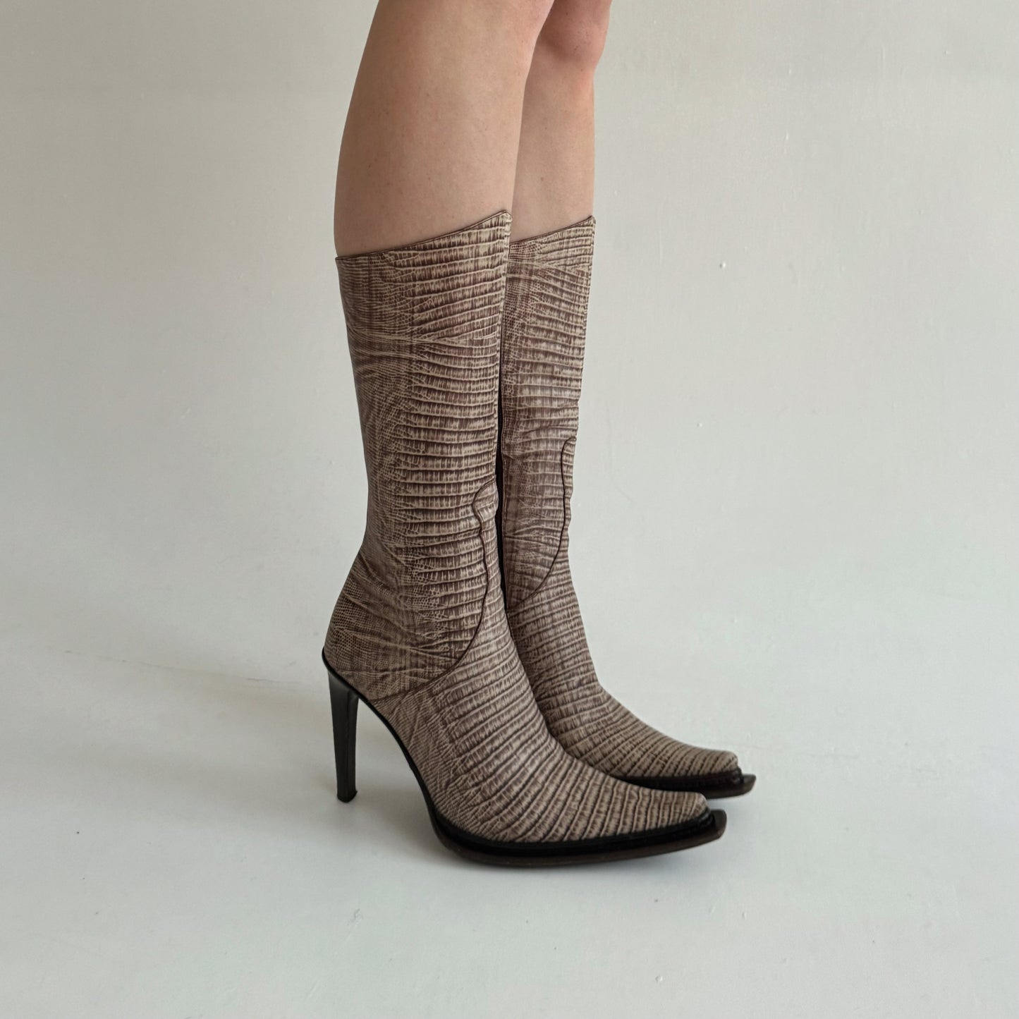 Vintage genuine leather crocodile imitation boots