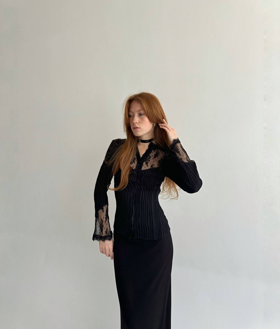 Vintage gothic pleated blouse with lace