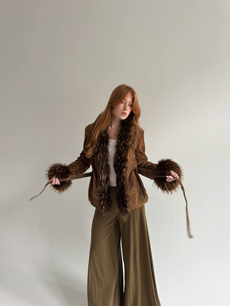 Vintage genuine leather jacket with real fur collar