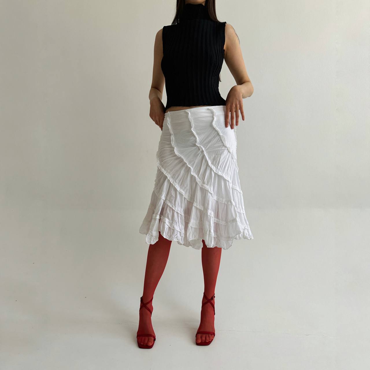 Vintage cotton white ruffled skirt