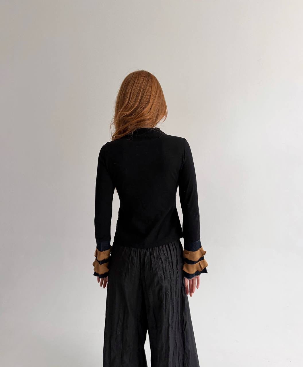 Vintage 94% viscose black zip up top