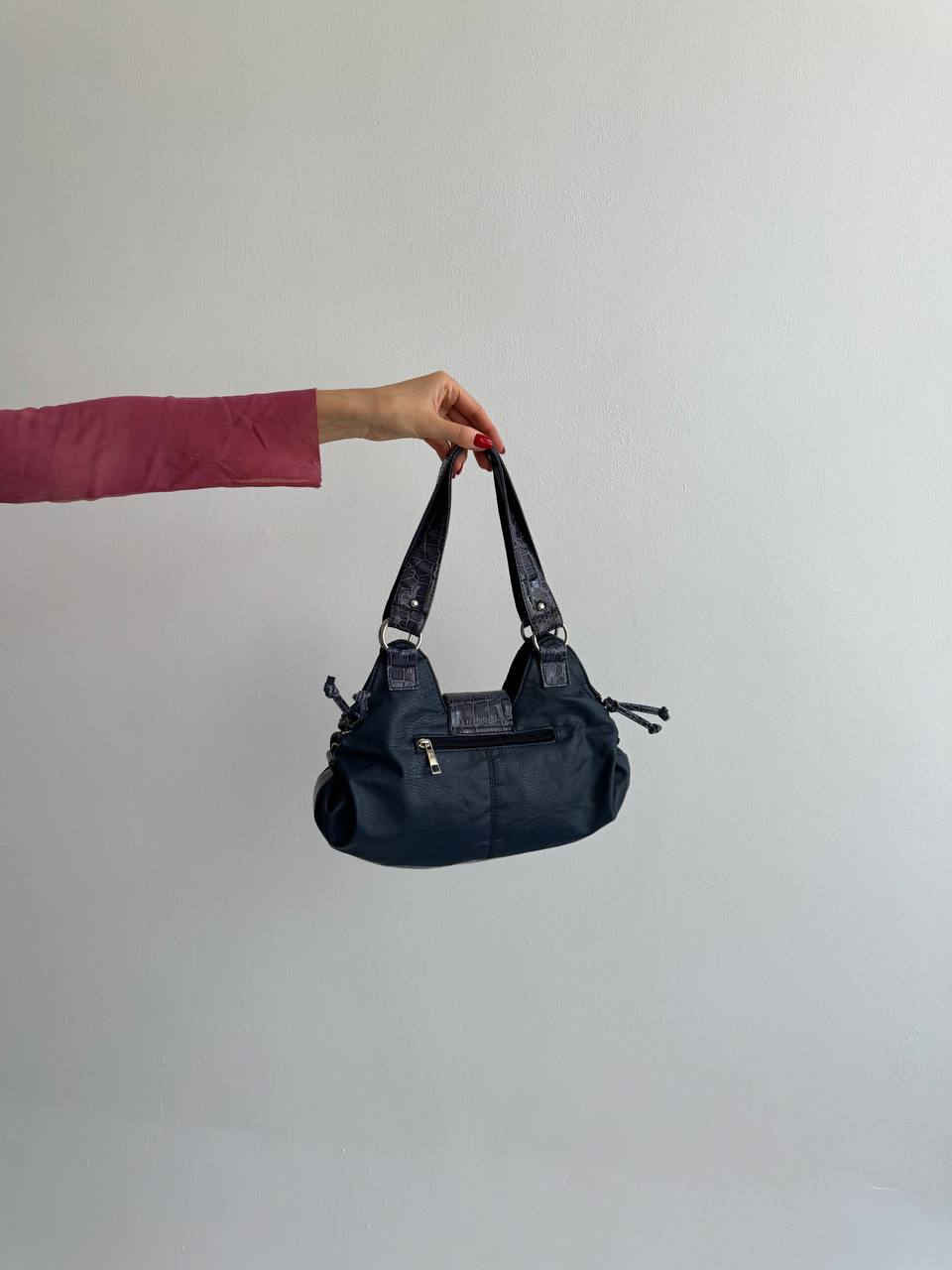 Vintage faux leather blue bag