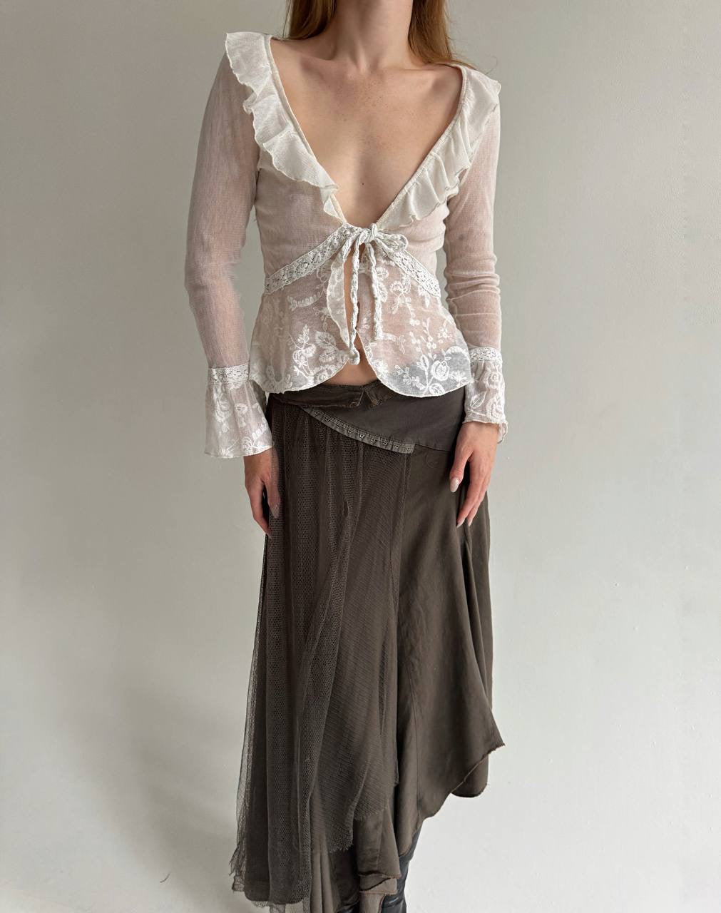 Vintage embroidered blouse with ruffles