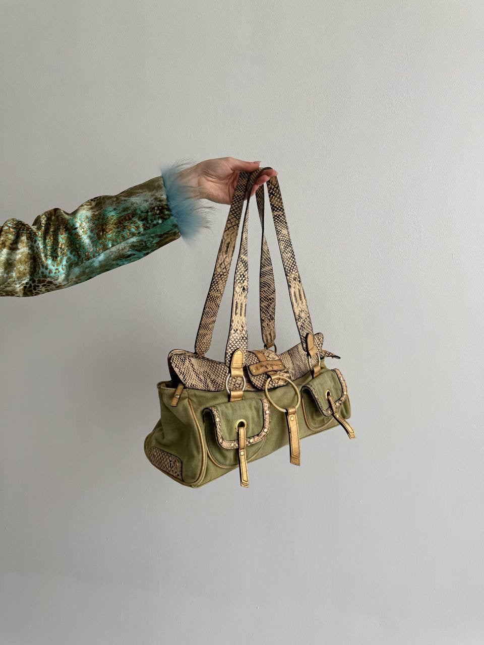 Vintage green shoulder bag