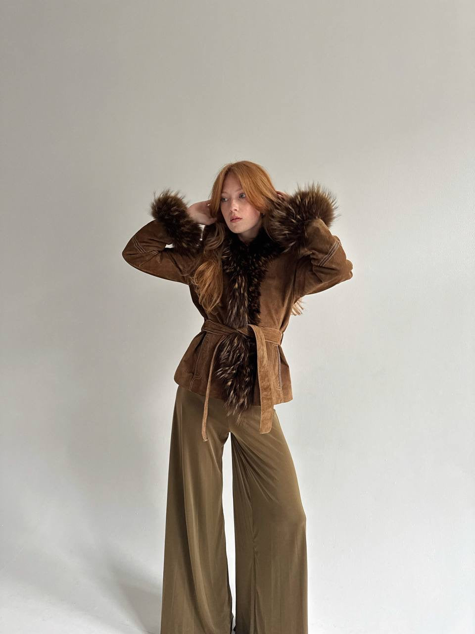 Vintage genuine leather jacket with real fur collar