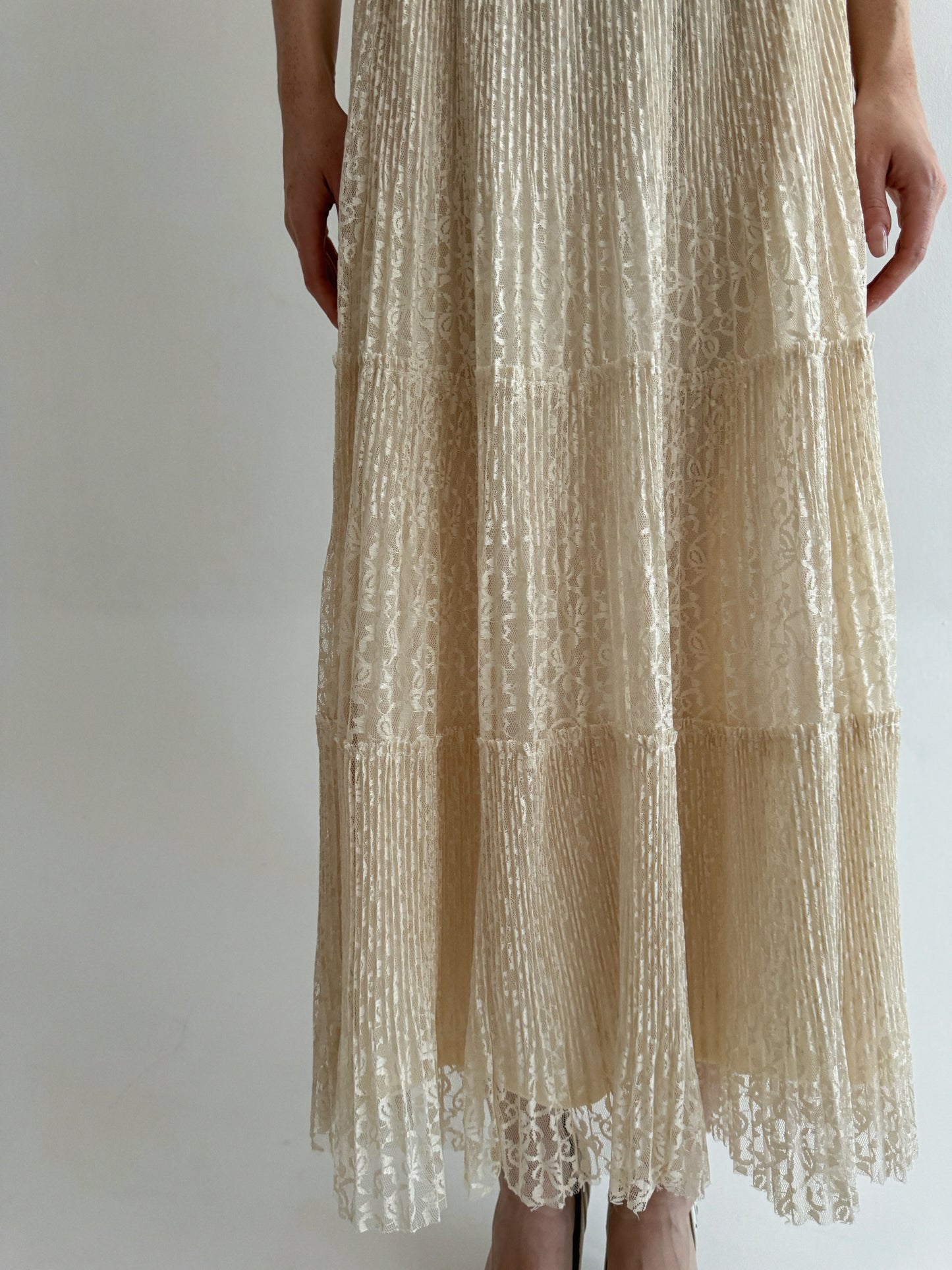 Vintage lace ruched maxi skirt