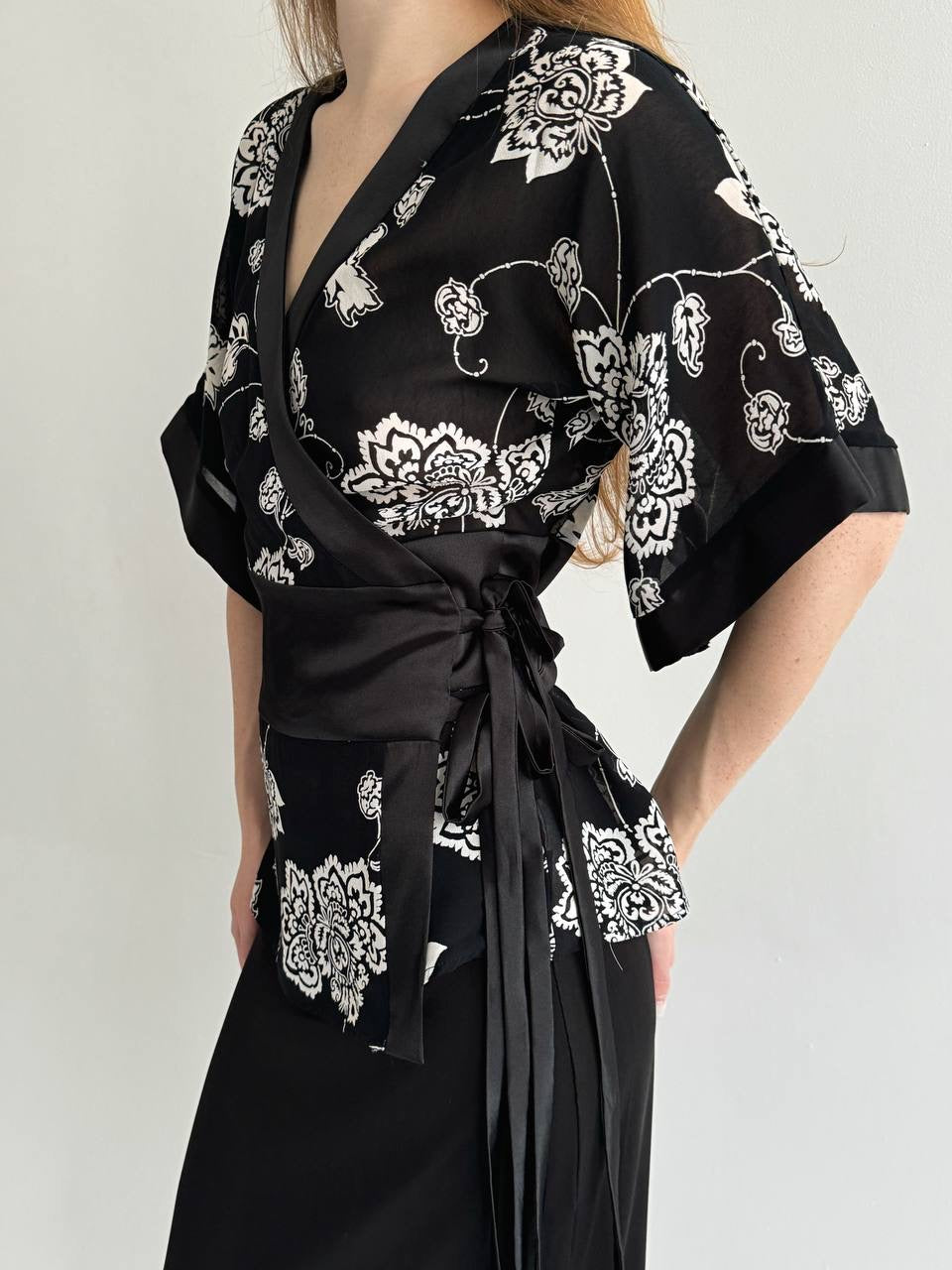 Vintage viscose flower print blouse with side ties
