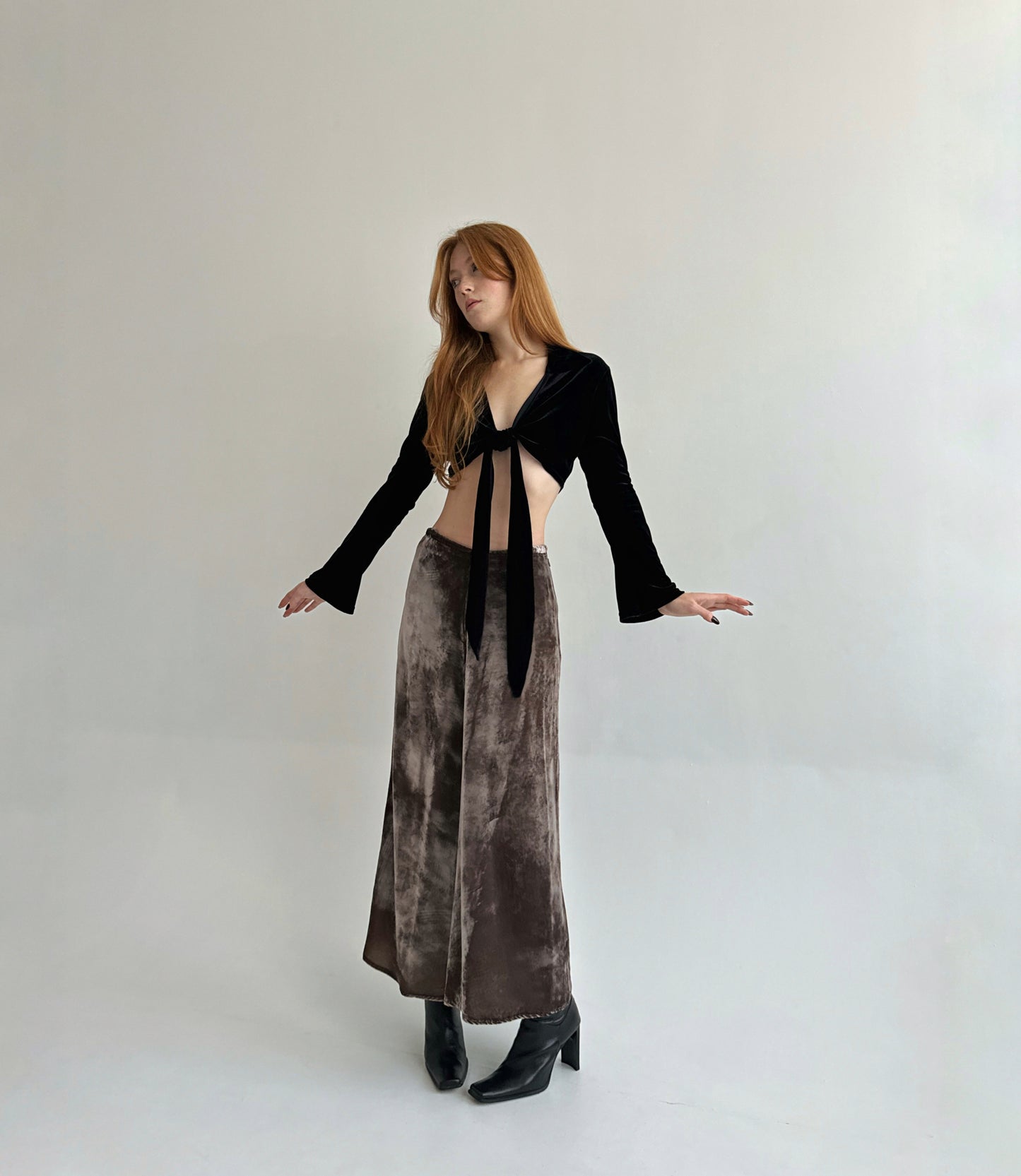 Vintage velour 82% viscose 18% silk taupe maxi skirt