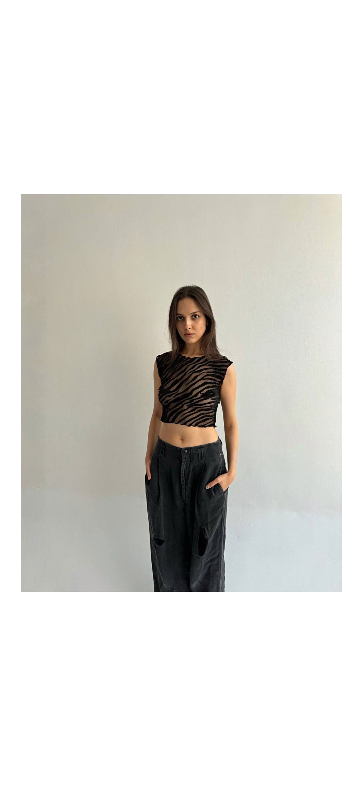 Vintage lured zebra mesh top