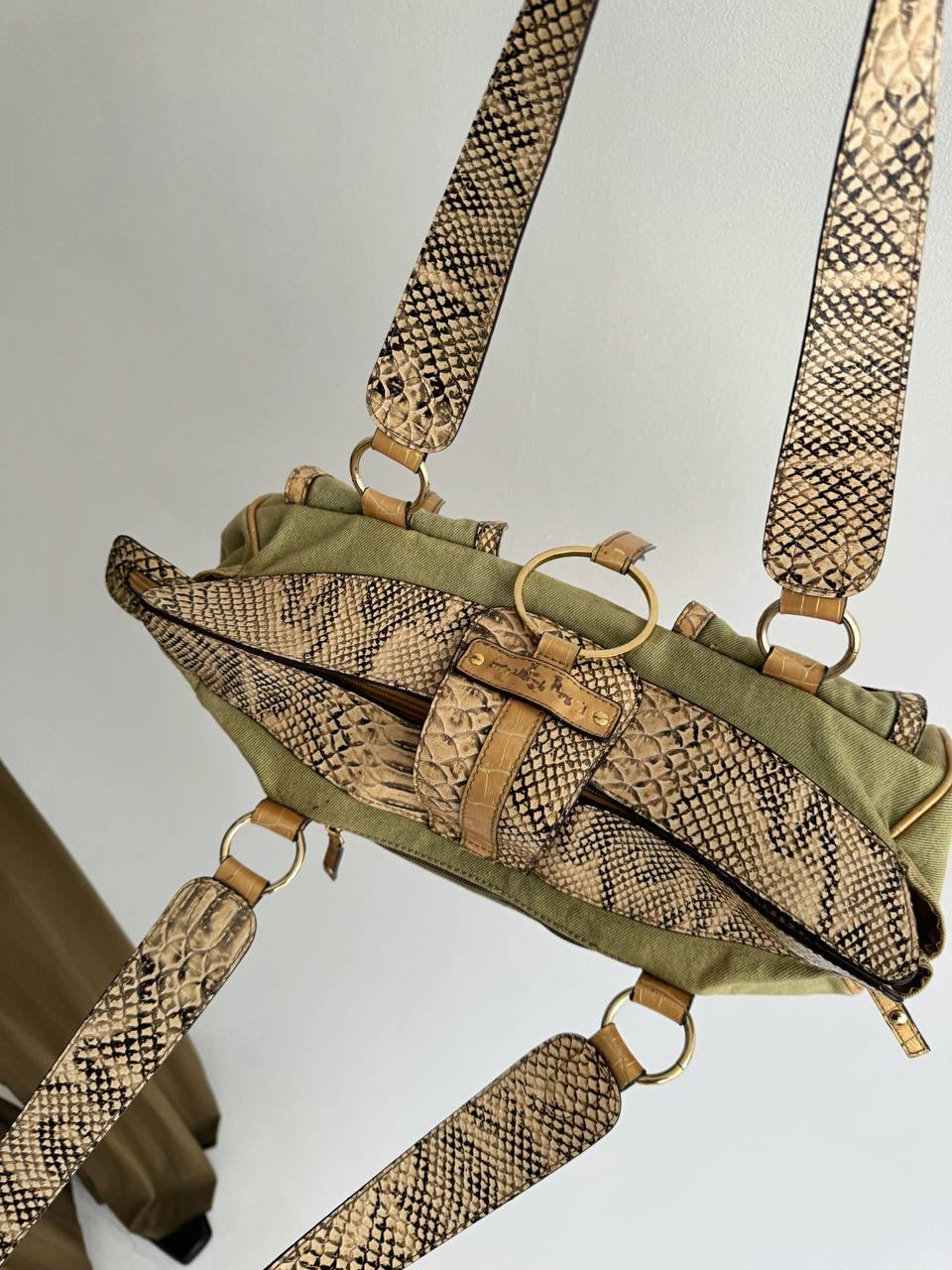 Vintage green shoulder bag
