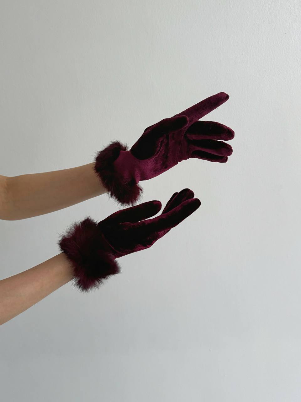 Vintage velvet burgundy real fur gloves