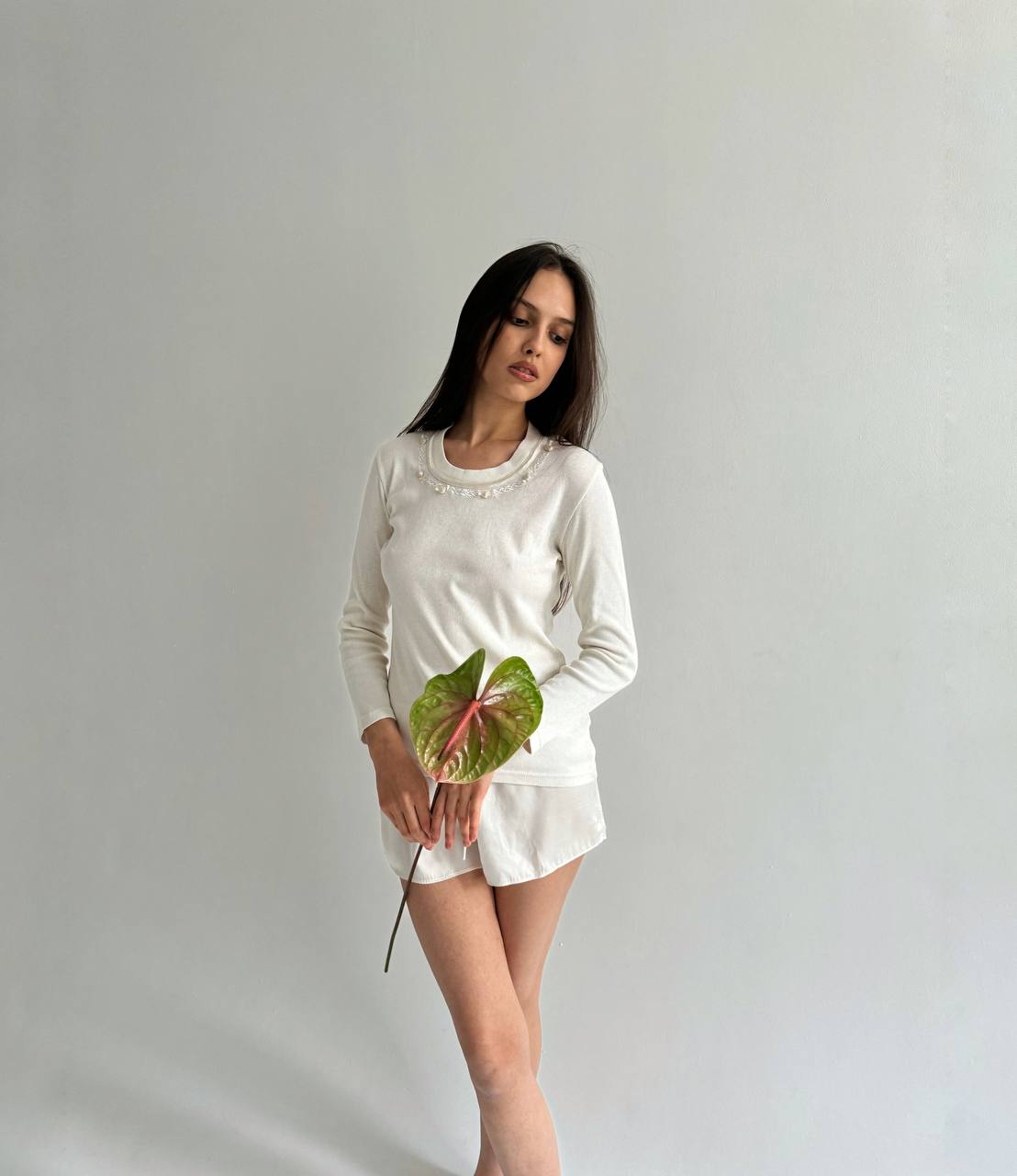 Vintage cotton flower appliqué blouse