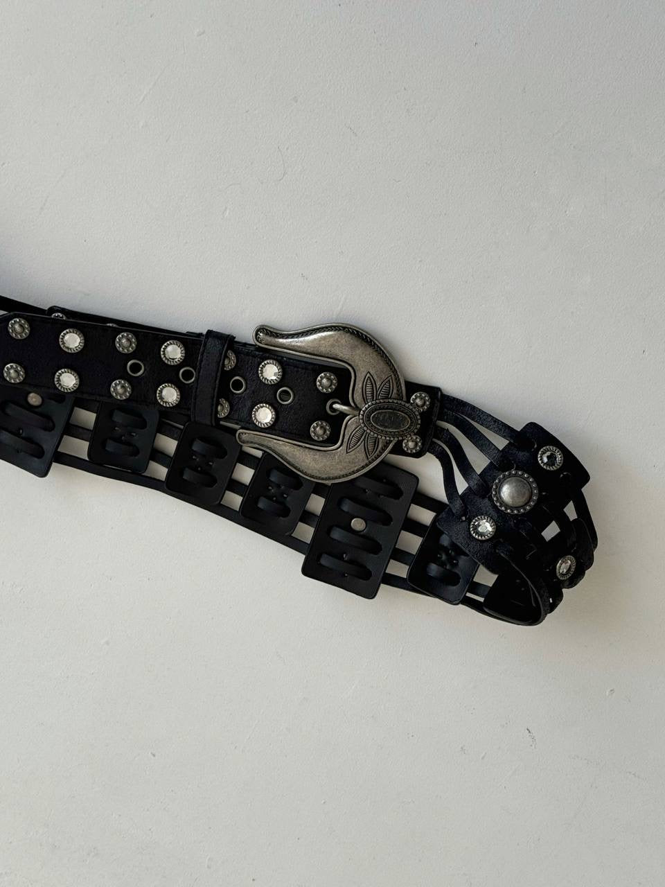 Y2K faux leather belt