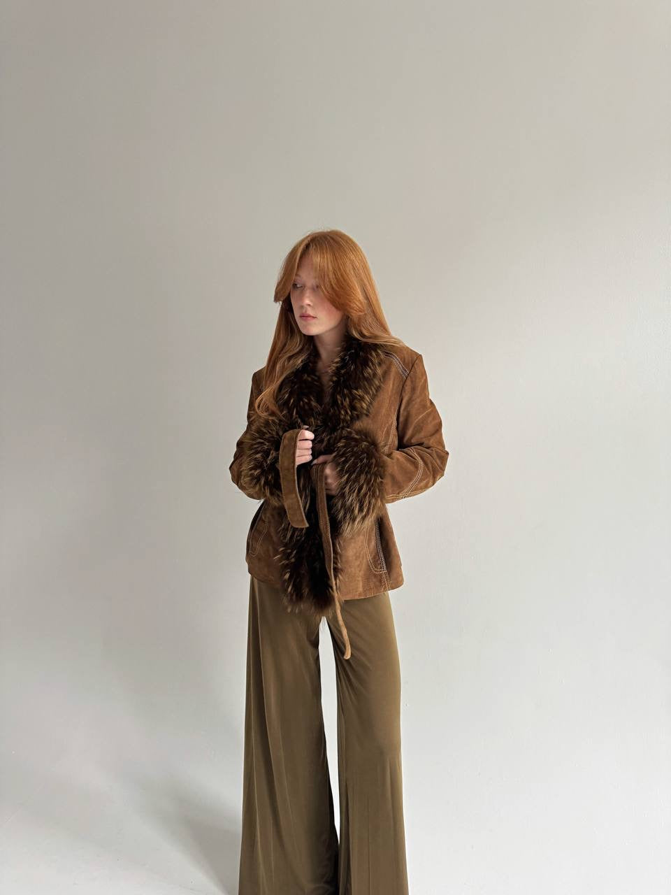 Vintage genuine leather jacket with real fur collar