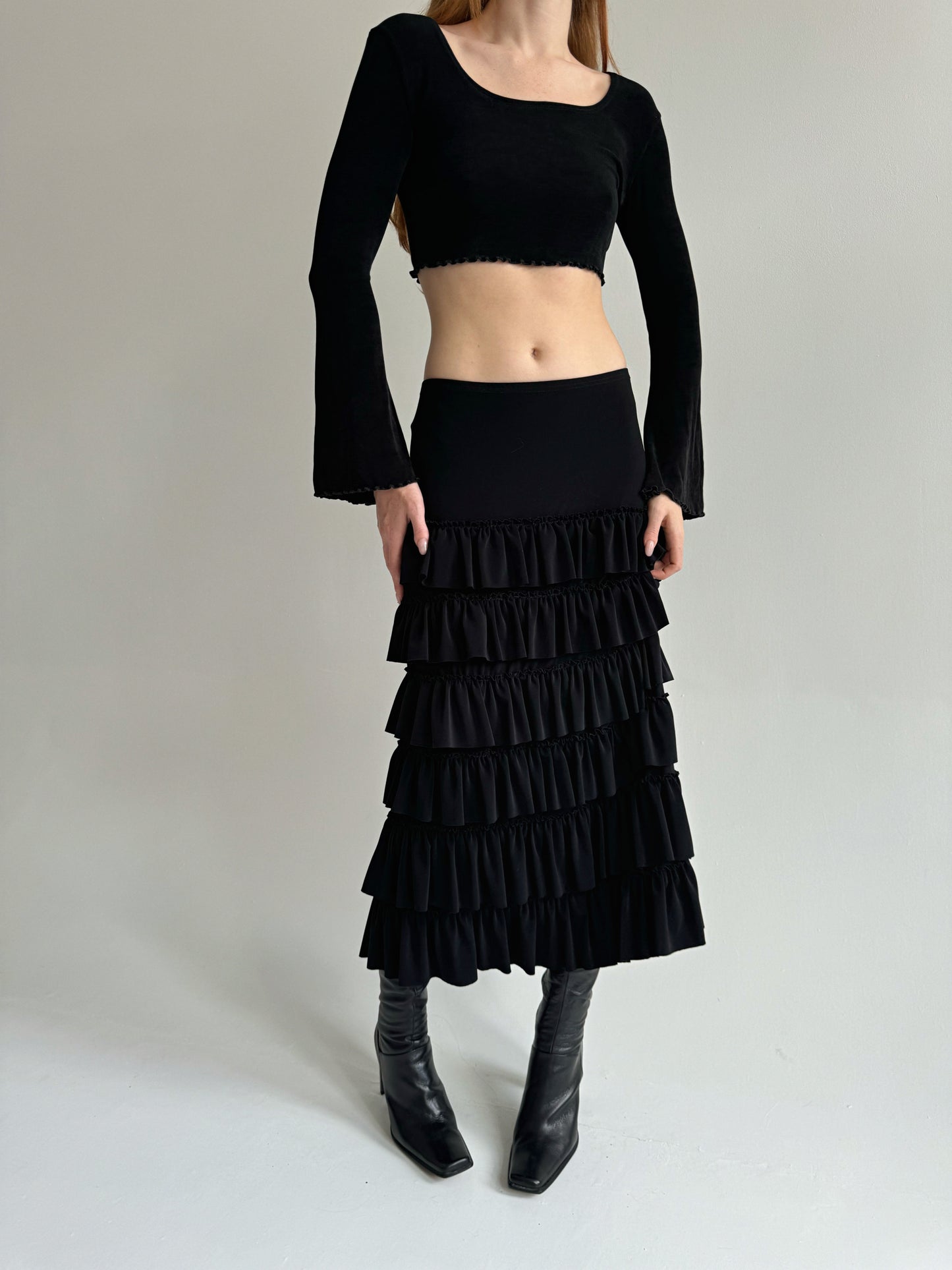 Vintage black elastic ruched maxi skirt