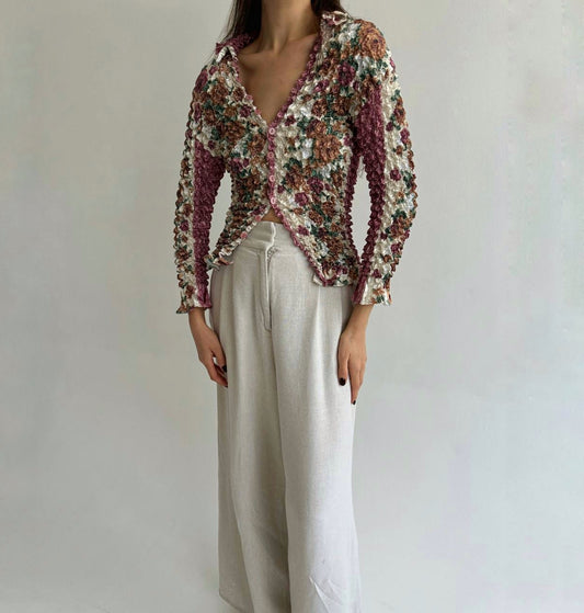 Vintage popcorn carpet pattern blouse