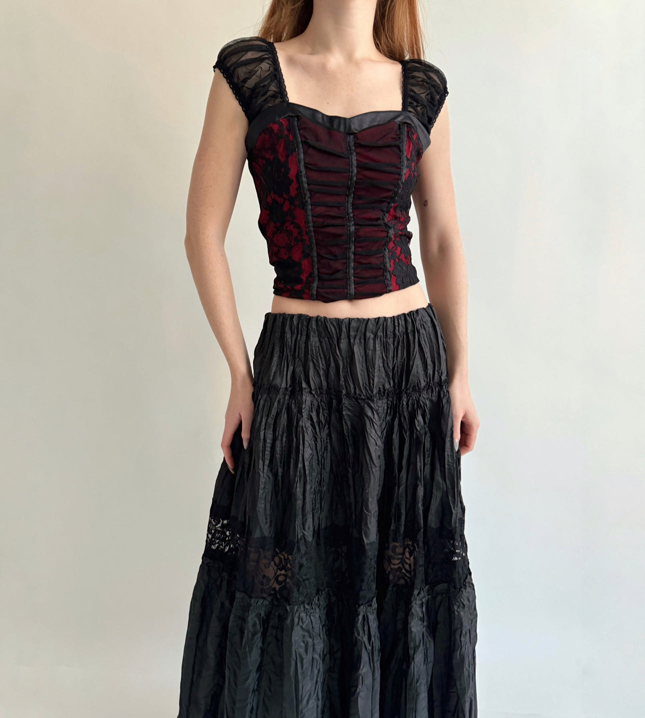 Vintage gothic skirt with lace