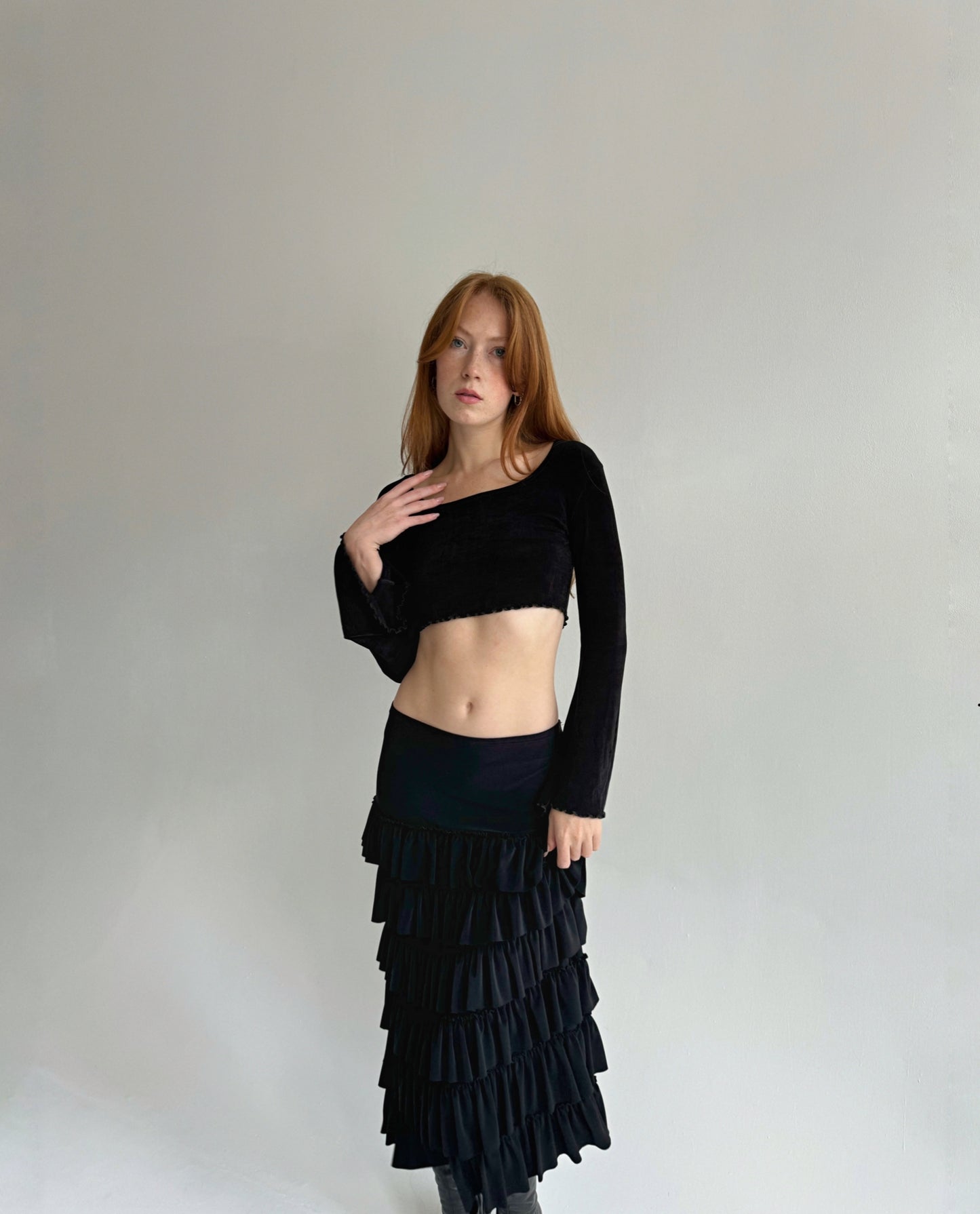 Vintage black elastic ruched maxi skirt