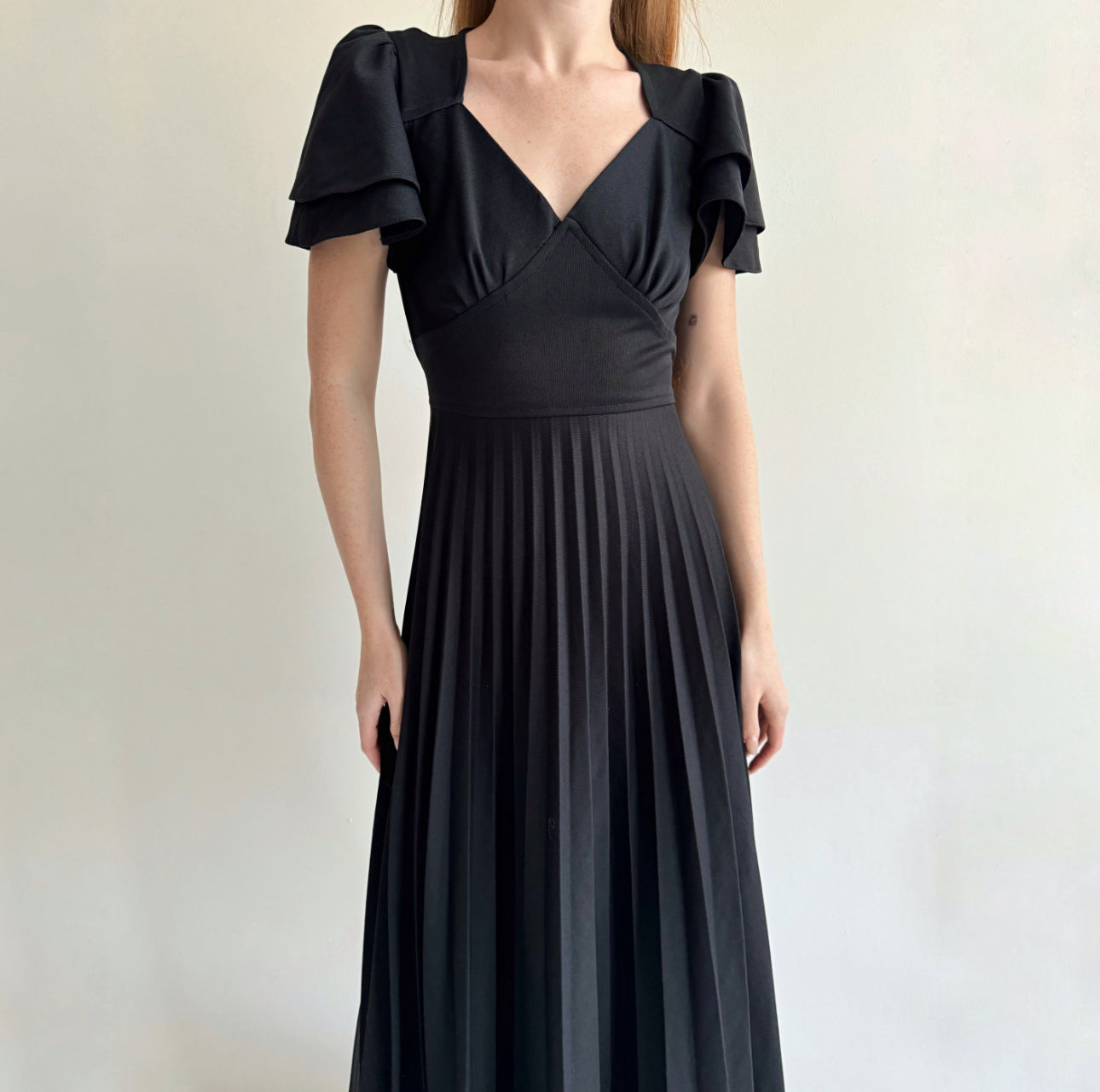 Vintage pleated dress with beautiful sleeves