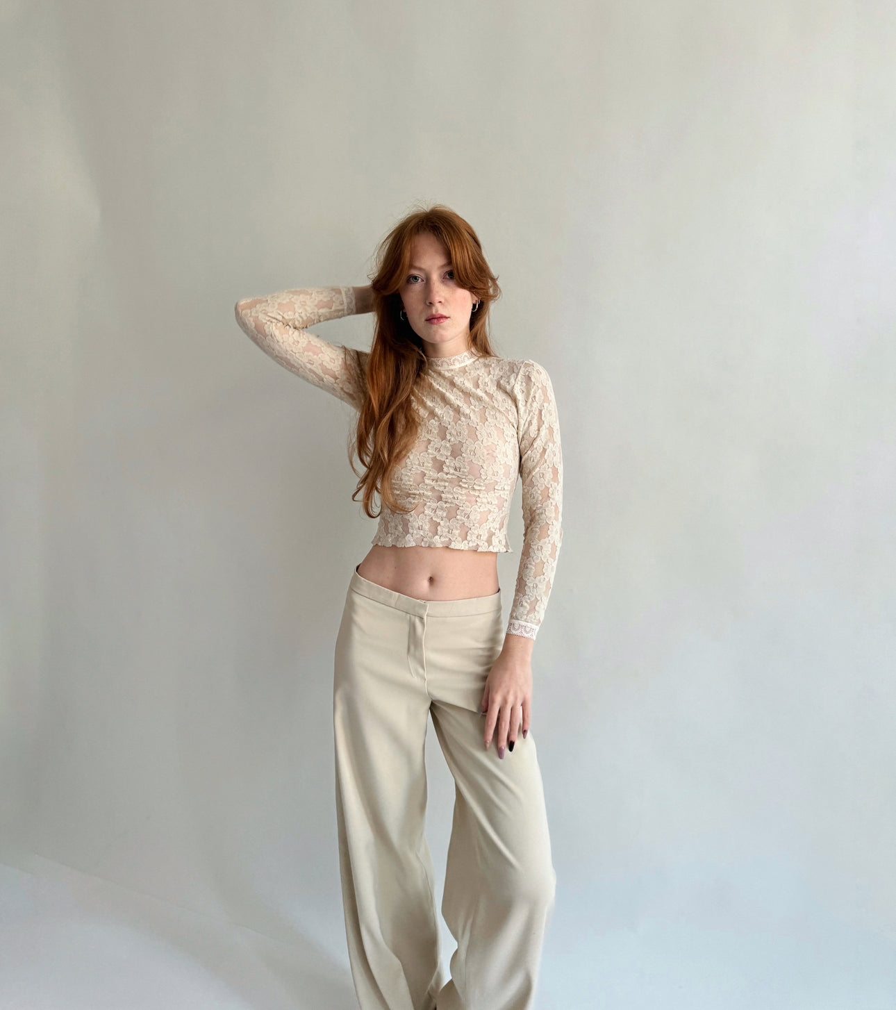 Vintage beige lace cropped blouse