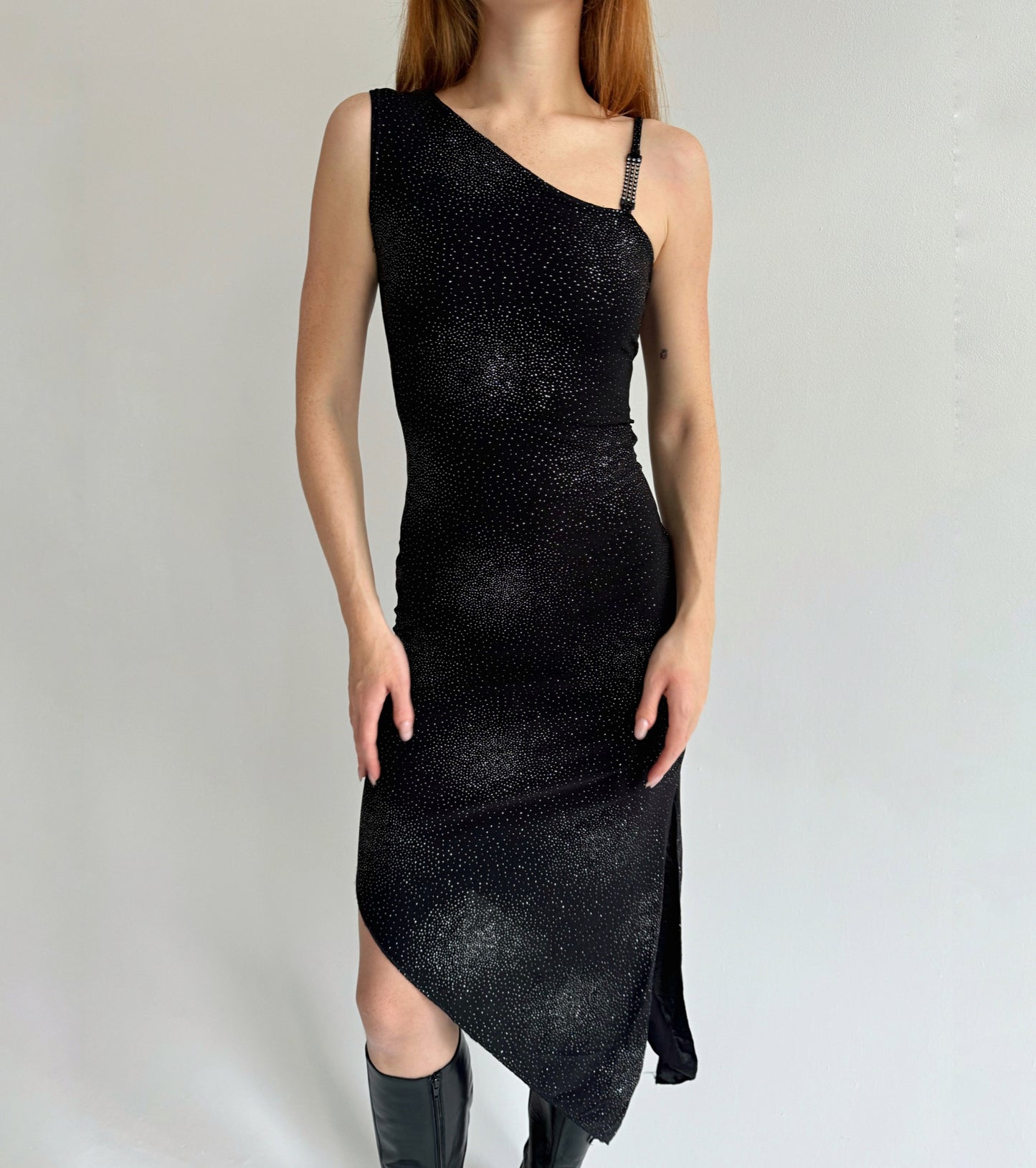 Vintage black asymmetrical stretchy dress
